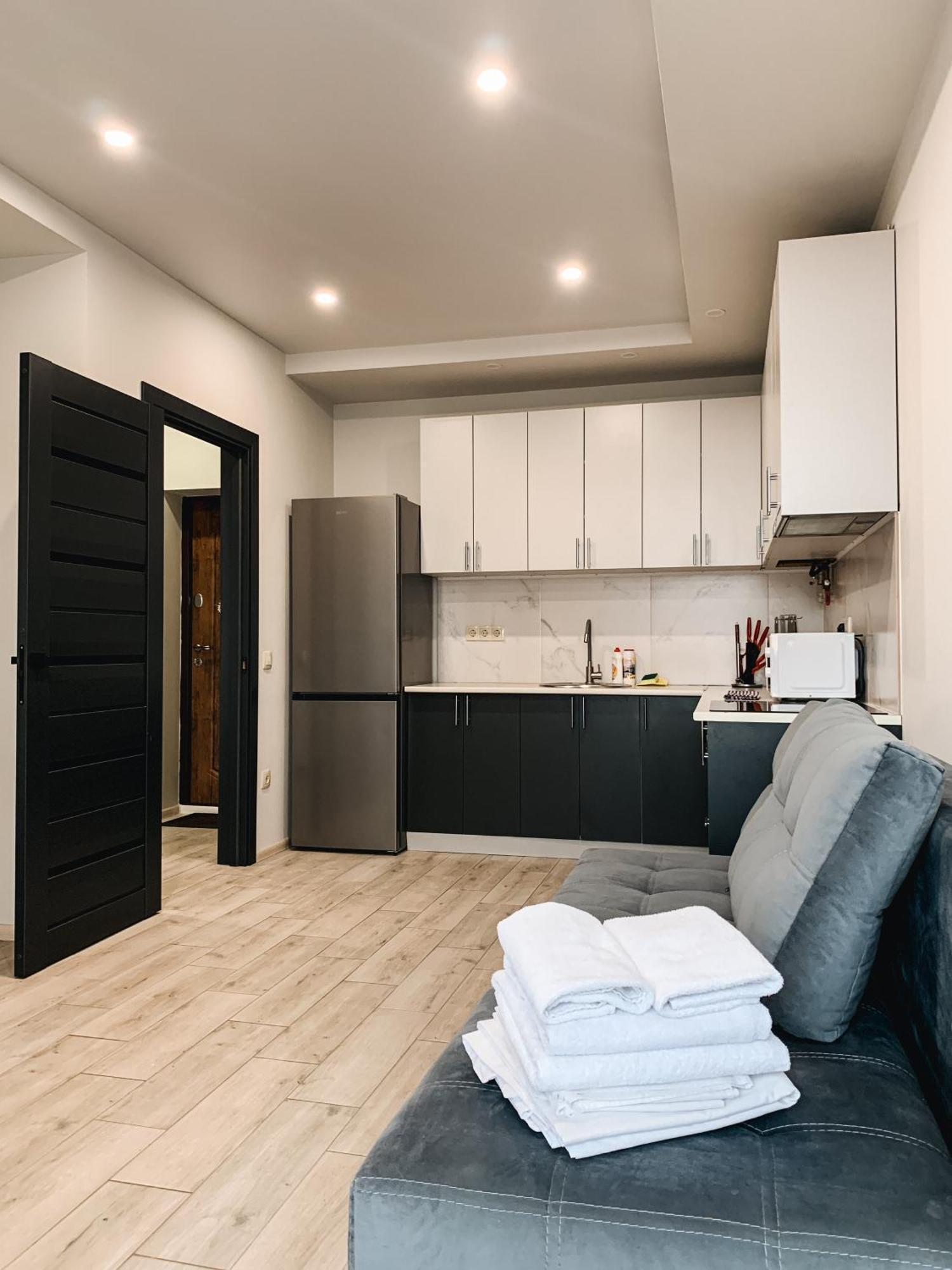 Apartments Domovik Mira 11S/9 Мукачеве Екстериор снимка